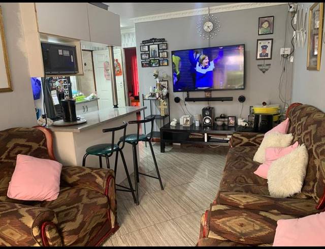 3 BEDROOM HOUSE FOR SALE IN WESTRIDGE